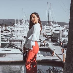 Meet your Posher, Daniela